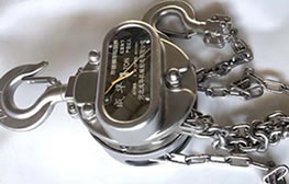 酒廠(chǎng)車(chē)間使用不銹鋼手拉葫蘆更換部件